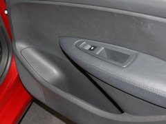 2012款 2.0L 自动 尊尚版