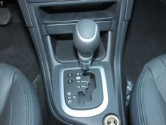 2012款 2.0L 自动 尊尚版