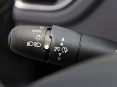 2012款 2.0L 自动 尊尚版