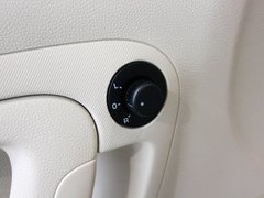 2012款 1.4 自动 晶灵版