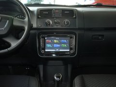 2012款 1.6 手动 酷黑版
