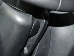 2012款 1.6 手动 酷黑版