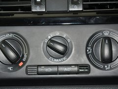 2012款 1.6 手动 酷黑版