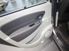 2012款 2.0L CVT 舒适版 5座