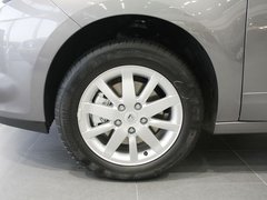 2012款 2.0L CVT 舒适版 5座