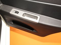 2011款 1.3L 手动 时尚型