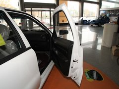 2011款 1.3L 手动 时尚型