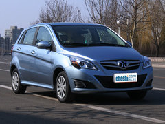 2012款 两厢 1.5L 手动 乐天版