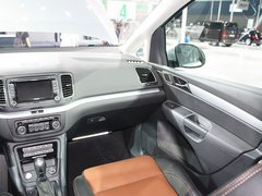 2012款 2.0TSI DSG 标配型 7座