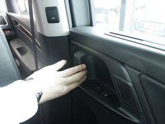 2012款 2.0TSI DSG 标配型 7座