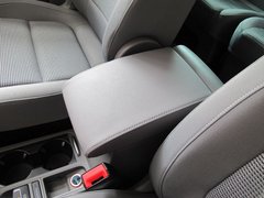 2012款 2.0TSI DSG 标配型 7座