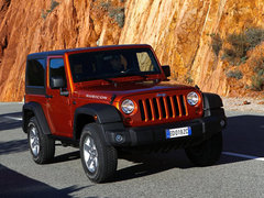 2012款 3.6L 两门版撒哈拉 4座