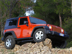 2012款 3.6L 两门版撒哈拉 4座