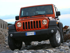 2012款 3.6L 两门版撒哈拉 4座