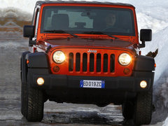 2012款 3.6L 两门版撒哈拉 4座