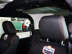 2012款 3.6L 两门版撒哈拉 4座