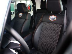 2012款 3.6L 两门版撒哈拉 4座