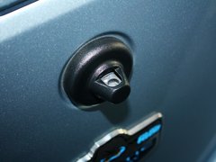 2012款 3.6L 两门版撒哈拉 4座