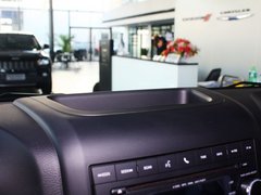 2012款 3.6L 两门版撒哈拉 4座