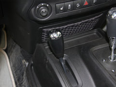 2012款 3.6L 两门版撒哈拉 4座