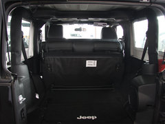 2012款 3.6L 两门版撒哈拉 4座