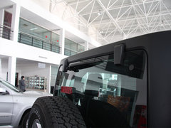 2012款 3.6L 两门版撒哈拉 4座