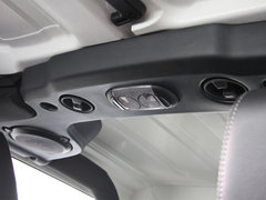 2012款 3.6L 两门版撒哈拉 4座