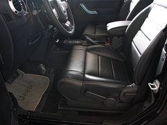 2012款 3.6L 两门版撒哈拉 4座