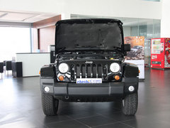 2012款 3.6L 两门版撒哈拉 4座