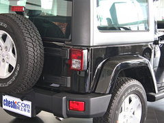 2012款 3.6L 两门版撒哈拉 4座