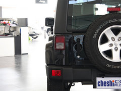 2012款 3.6L 两门版撒哈拉 4座