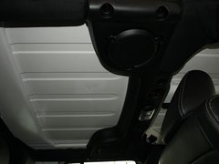 2012款 3.6L 四门版撒哈拉 4座