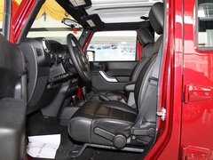 2012款 3.6L 四门版撒哈拉 4座