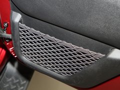 2012款 3.6L 四门版撒哈拉 4座