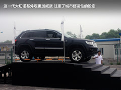 2012款 3.6L 四门版罗宾汉 4座