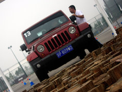 2012款 3.6L 四门版罗宾汉 4座