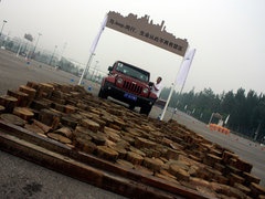 2012款 3.6L 四门版罗宾汉 4座