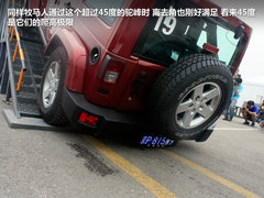 2012款 3.6L 四门版罗宾汉 4座