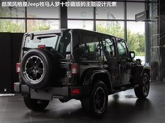 2012款 3.6L 四门版罗宾汉 4座