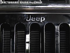 2012款 3.6L 四门版罗宾汉 4座