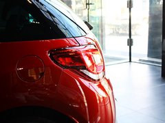 2012款 1.6L 自动 风尚版