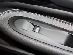 2012款 1.6L 自动 风尚版