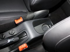 2012款 1.6L 自动 风尚版