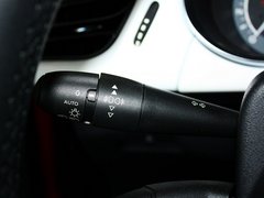 2012款 1.6L 自动 风尚版