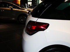 2012款 1.6L 自动 风尚版