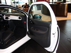 2012款 1.6L 自动 风尚版
