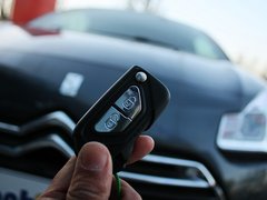 2012款 1.6L 自动 时尚版