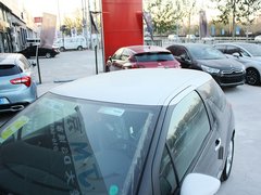 2012款 1.6L 自动 时尚版