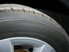 2012款 1.6L 自动 时尚版