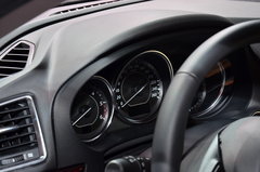 2013款 2.0L 标准型